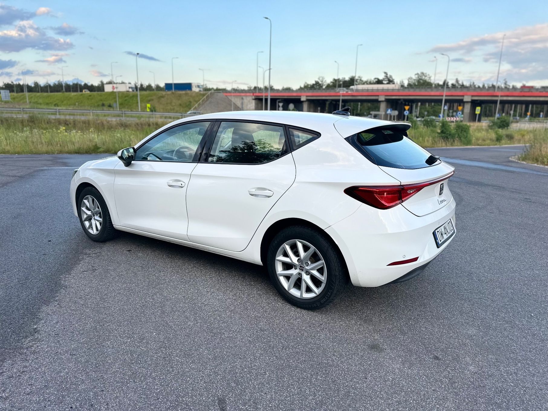 Seat Leon Seat Leon IV • 1.5 TSI • 130 KM • 2021 • Salon PL
