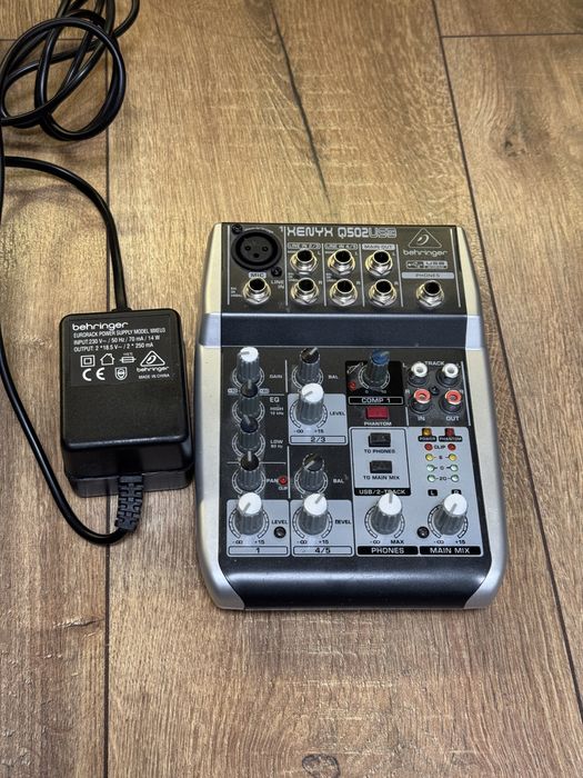 Behringer Xenyx q502 usb
