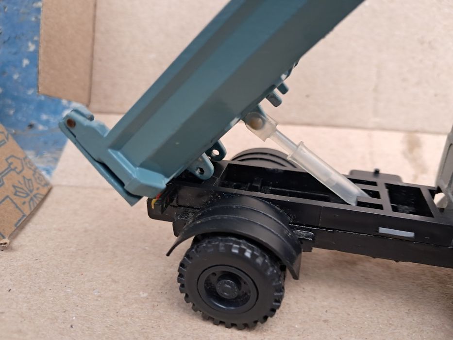 Машинка моделька ссср