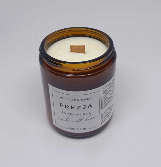 Świeca Sojowa Zapachowa Frezja 250ml 60h Drewniany Knot