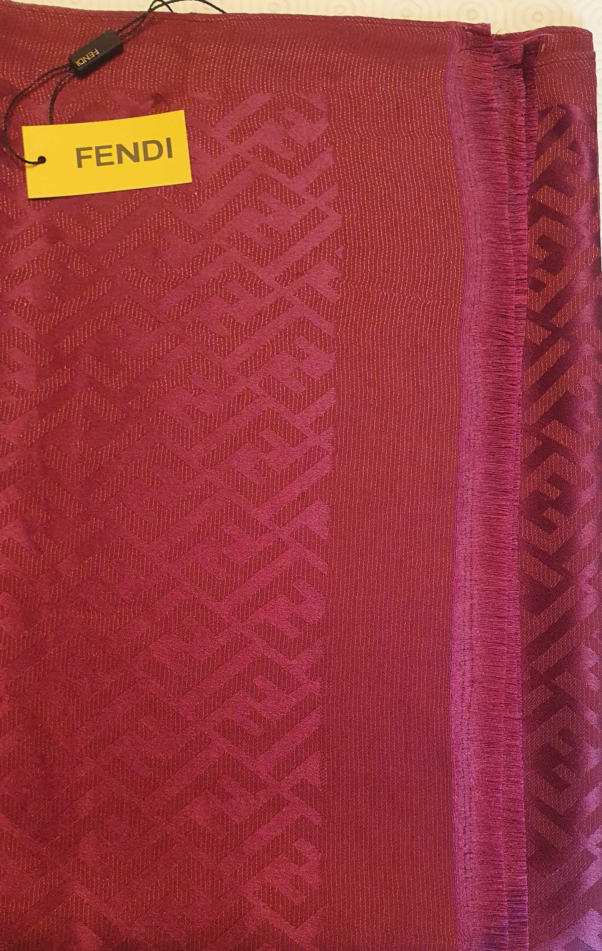 Echarpes da FENDI em Seda