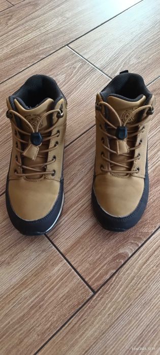 Buty zimowe chłopięce 32
