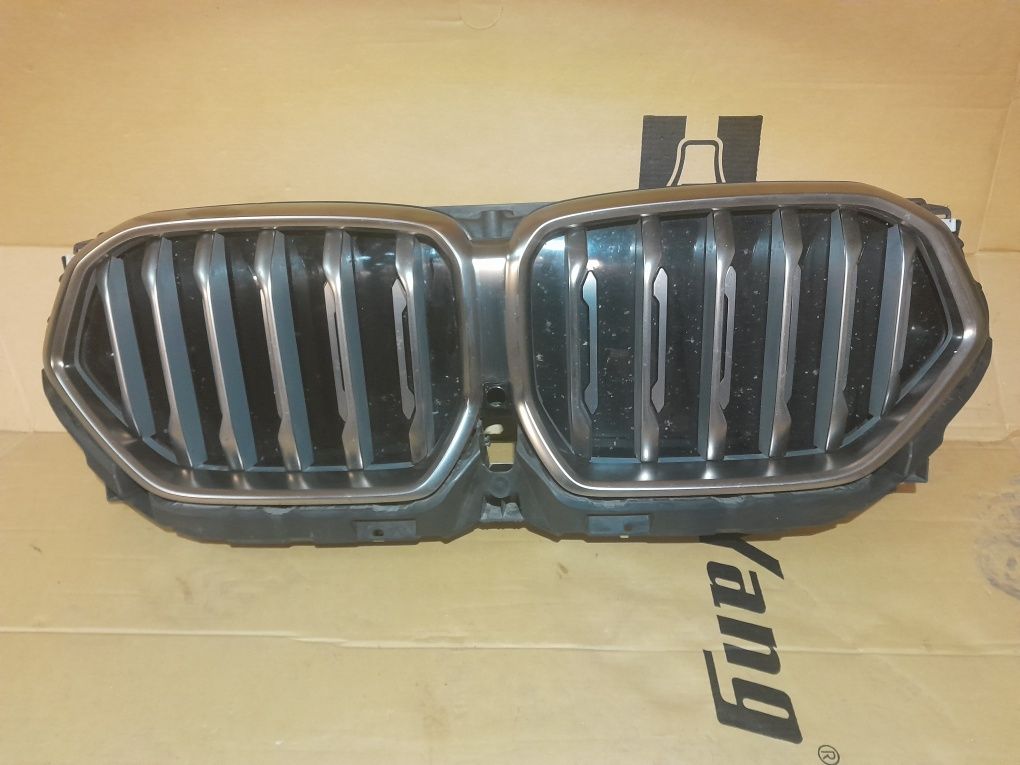 Bmw x6 g06 atrapa zaluzje grill