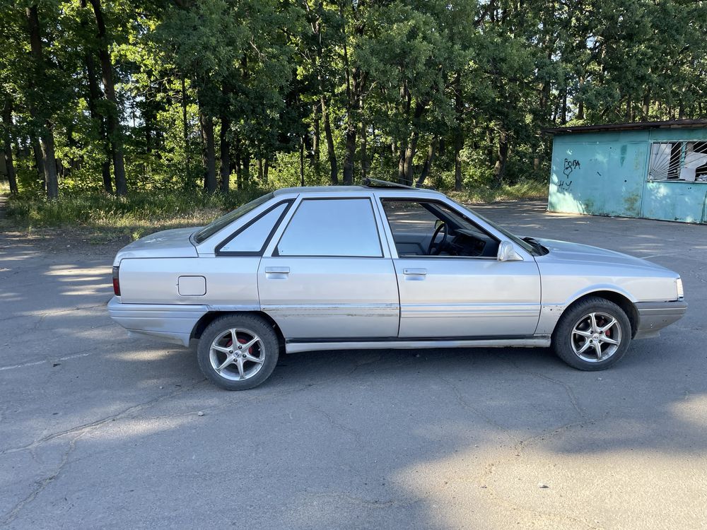 Renault 21 1987року