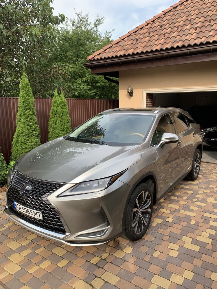 Продаю Lexus RX 450h 2021р