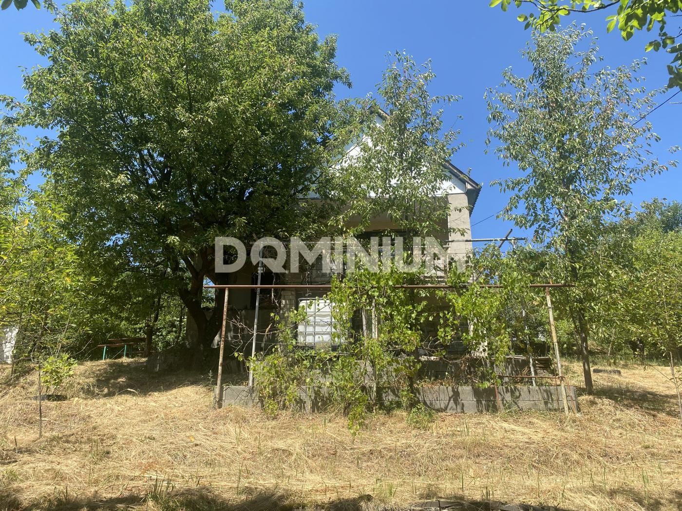 Продаж будинку в "малій  Швейцарії " м.Хуст
