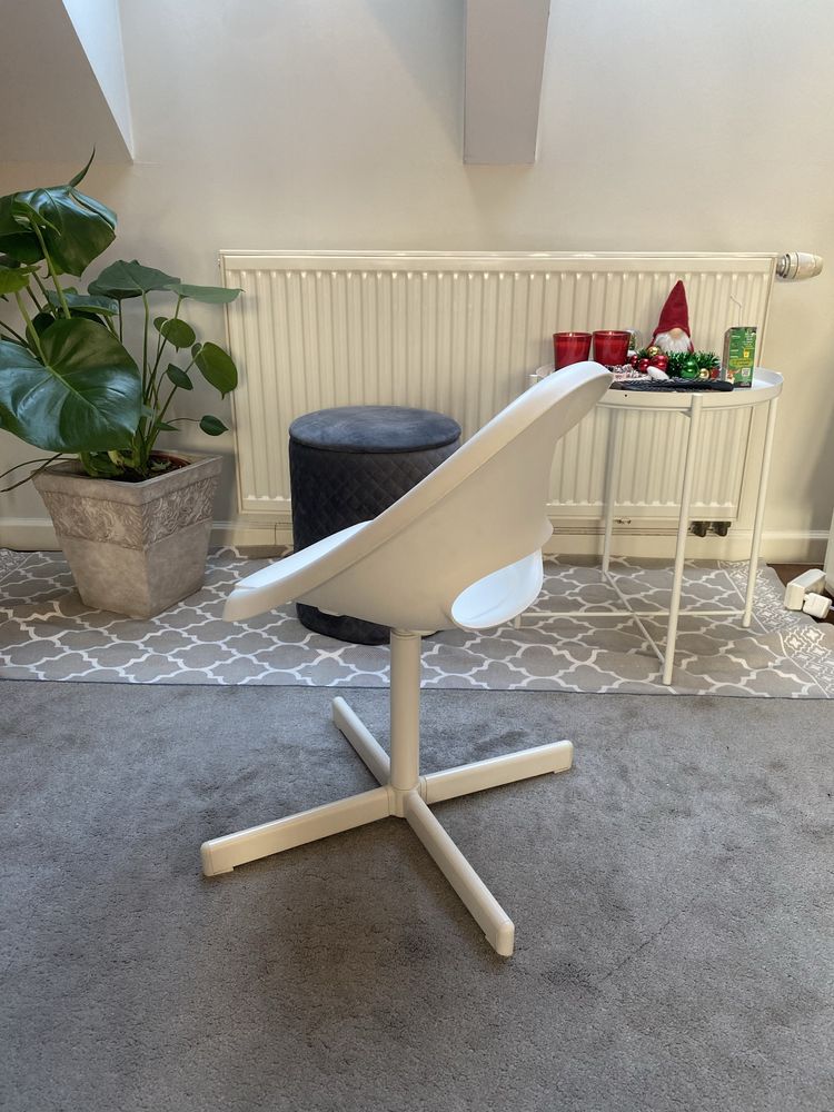 Krzeslo dziecięce białe Ikea