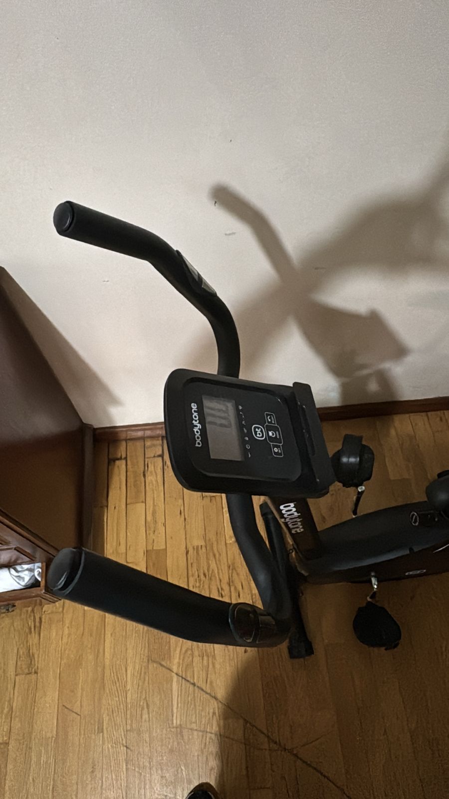 Bicicleta ergométrica nova