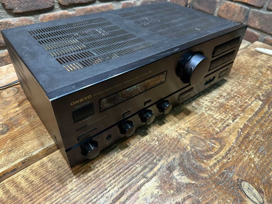 Wzmacniacz  Onkyo A-8640