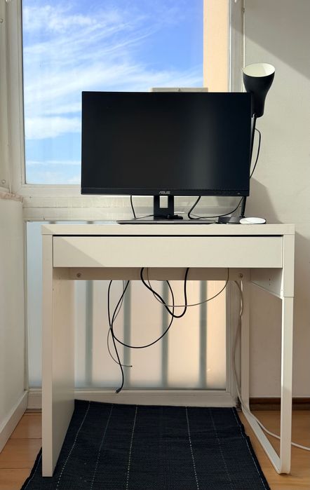 Vendo secretária MICKE