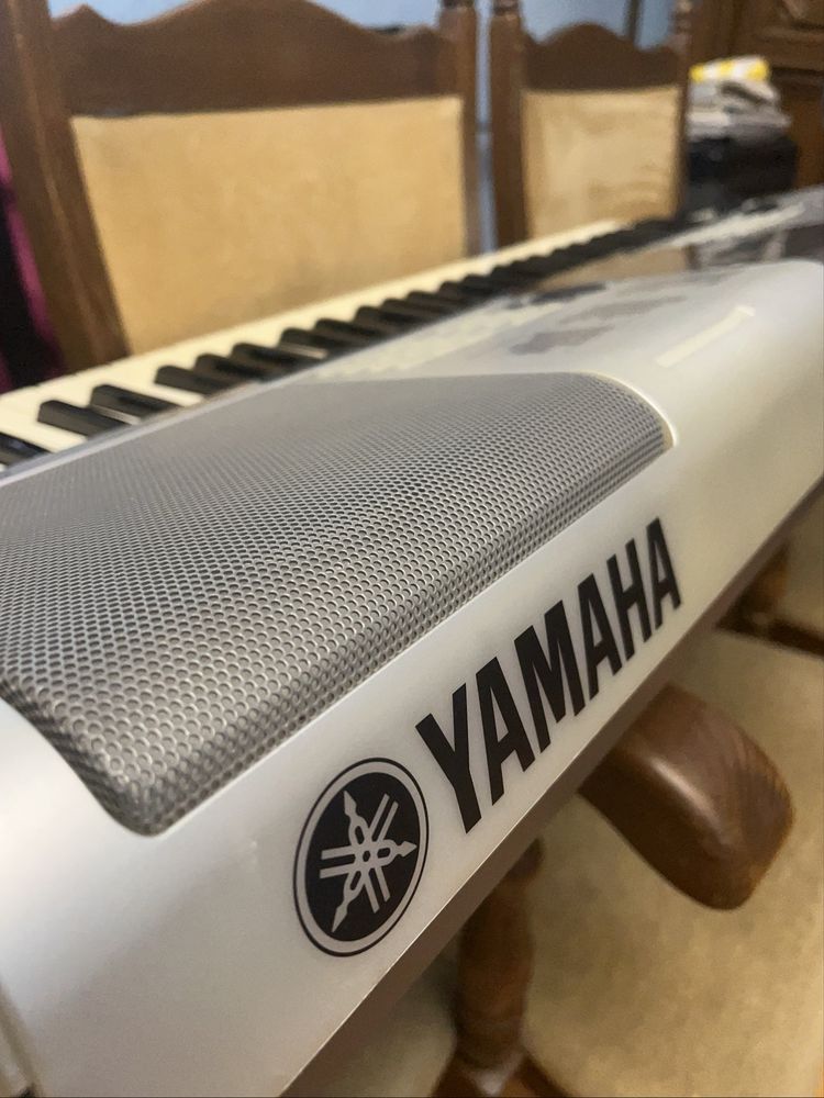 Yamaha PSR e 403 синт динам клавіатура