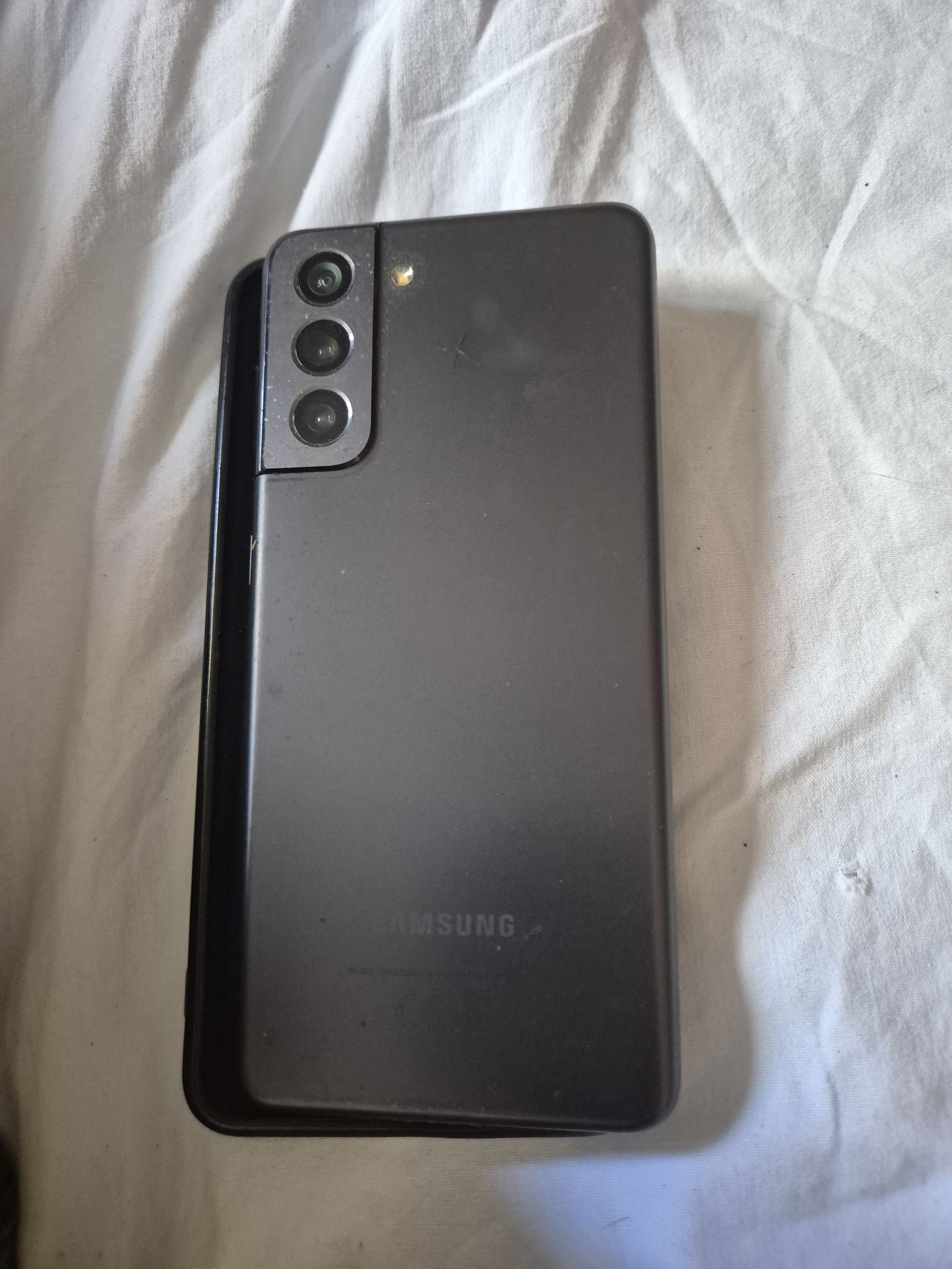 Ler tudo ate ao fim tenho para venda este telemovel samsung S21