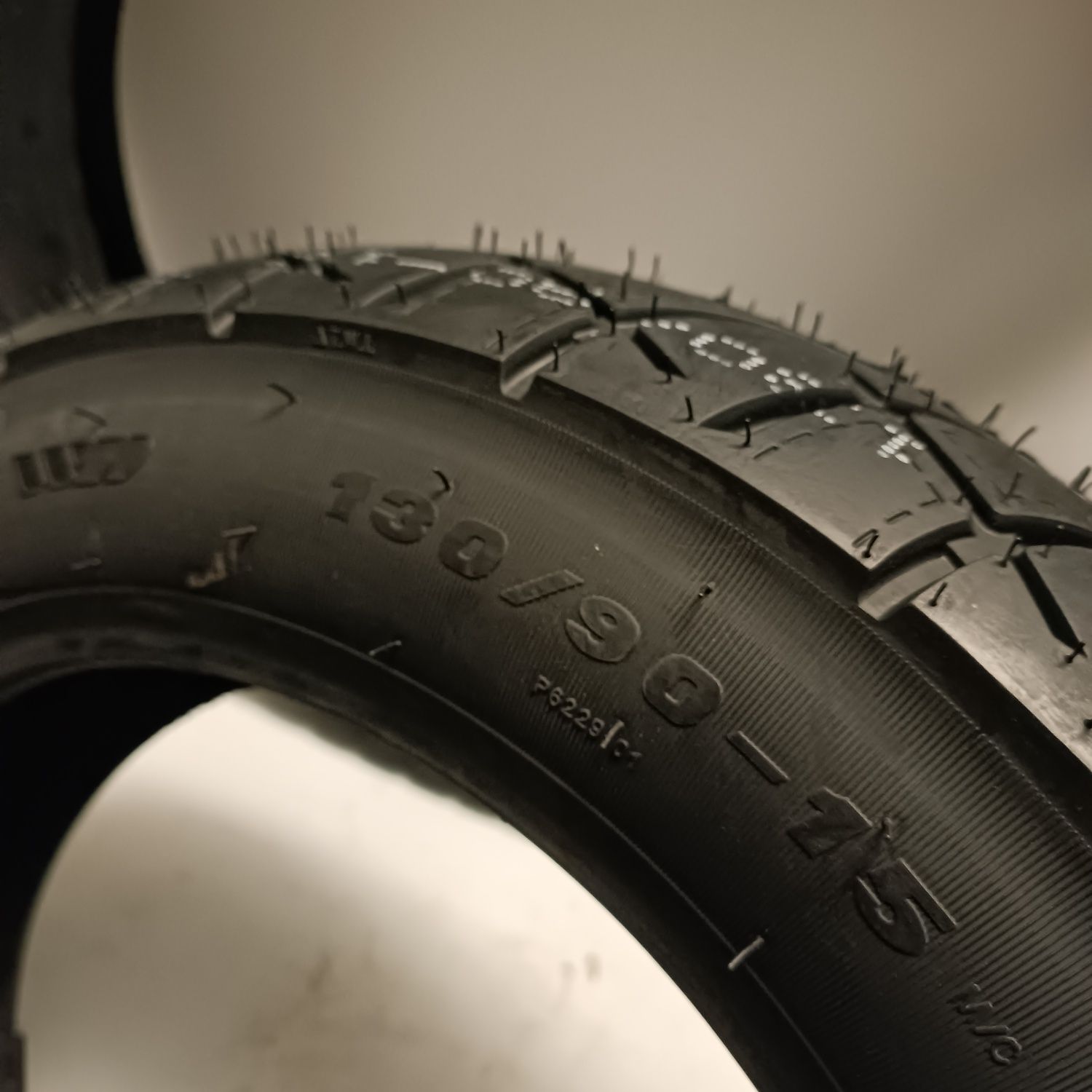 Virago Drag Star Daelim Zing Rebel 125 Opony kpl. dedykowane Nowe 24
