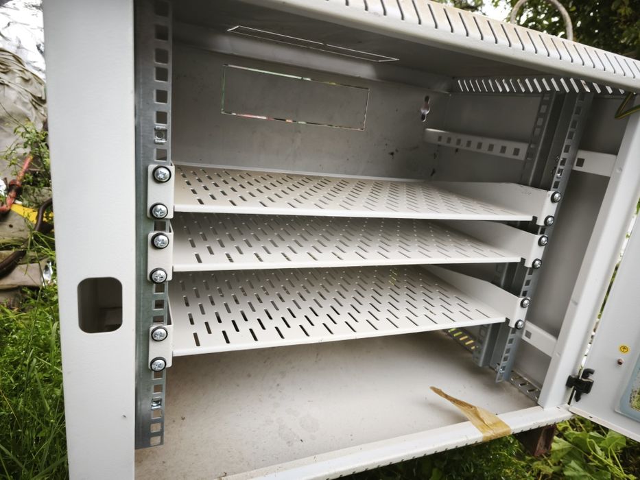 Szafa RACK wisząca metalowa