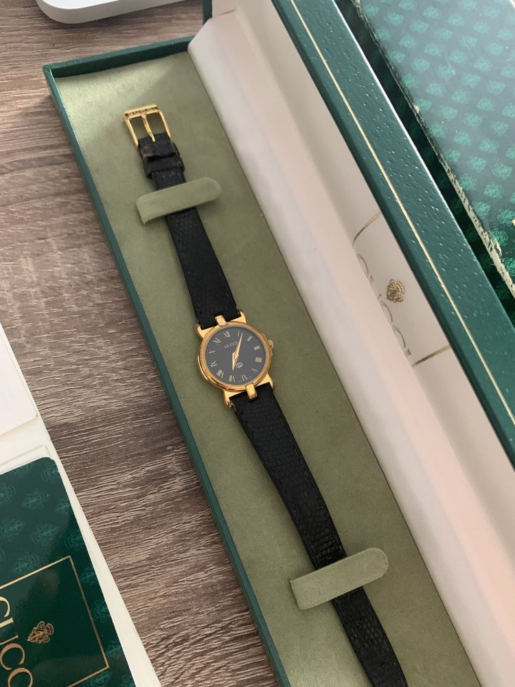 Оригінальний годинник Gucci 3400L