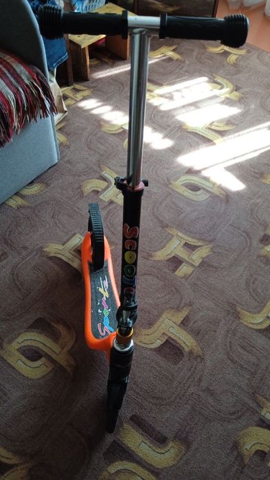 Самокат для дівчинки