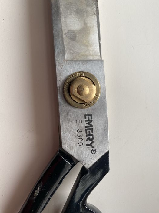 Ножницы промышленные ( швейные)