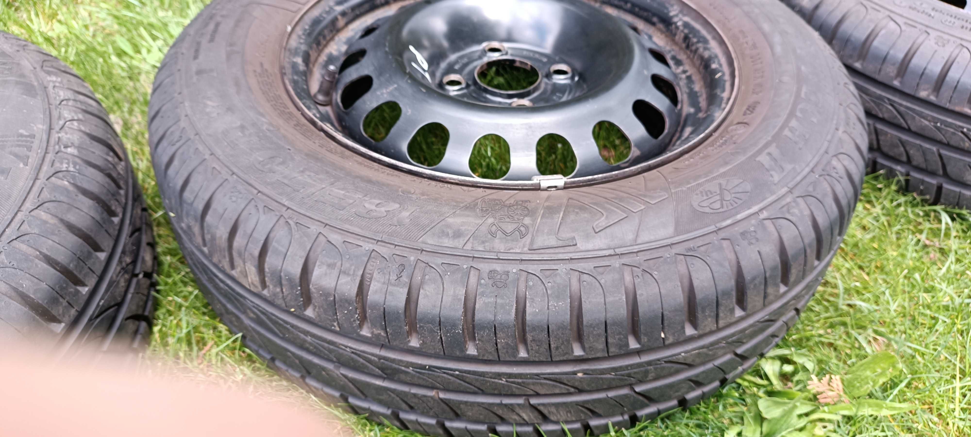 Opony letnie z felgami stalowymi  185/70/14R  Opel Corsa