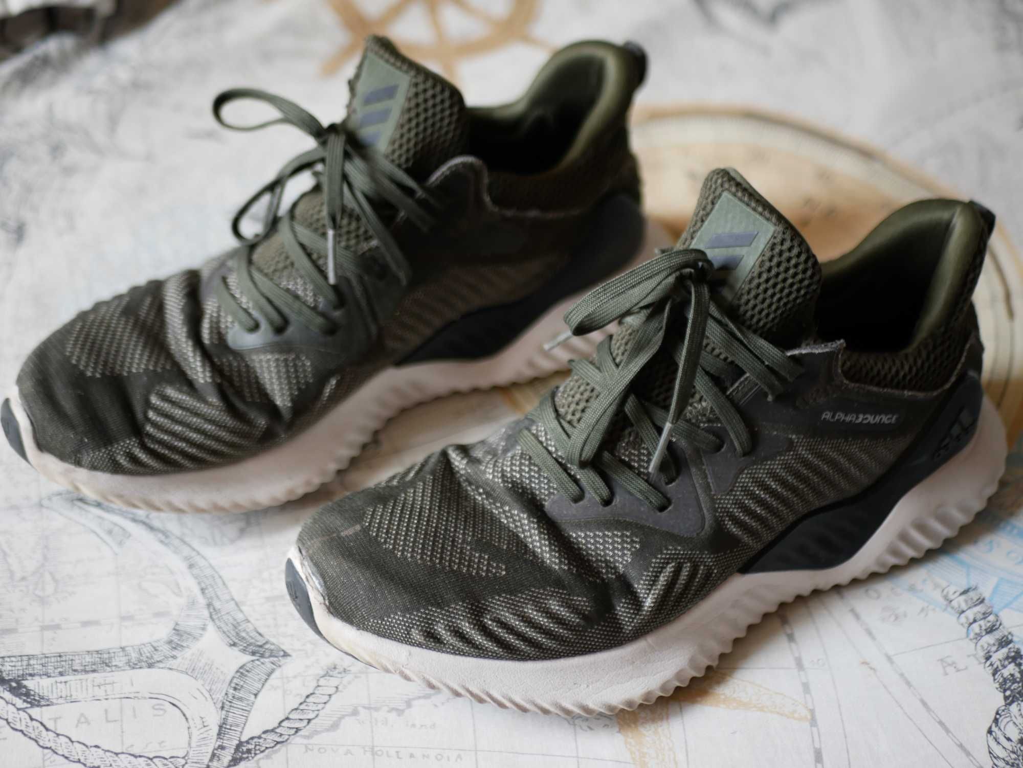 Кроссовки Adidas, размер 42.5