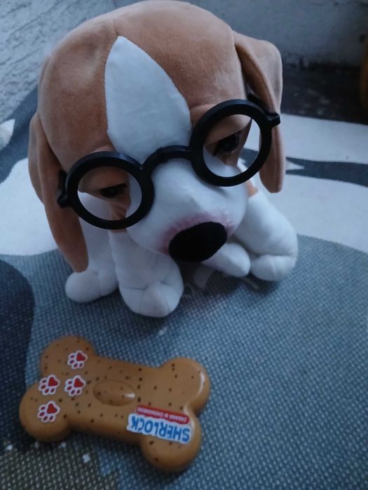 Piesek sherlock zabawka interaktywna