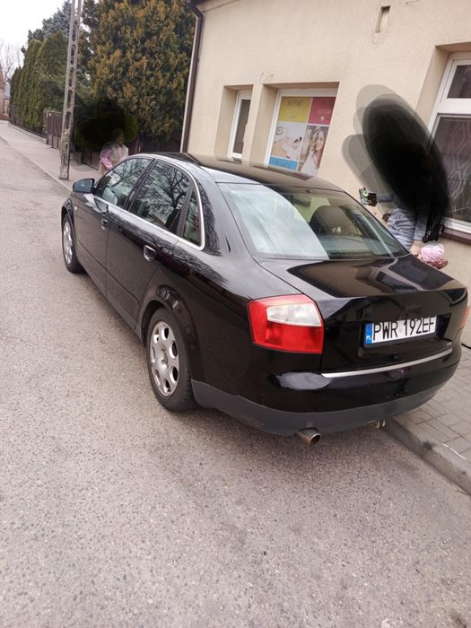 Sprzedam audi a4b6 2.0 z gazem uszkodzona
