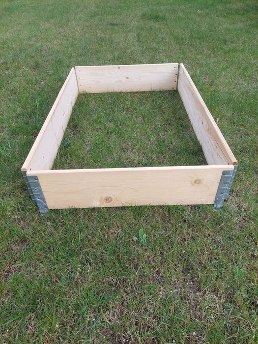 Nadstawki na palety skrzynia drewniana 80x120 cm warzywniak