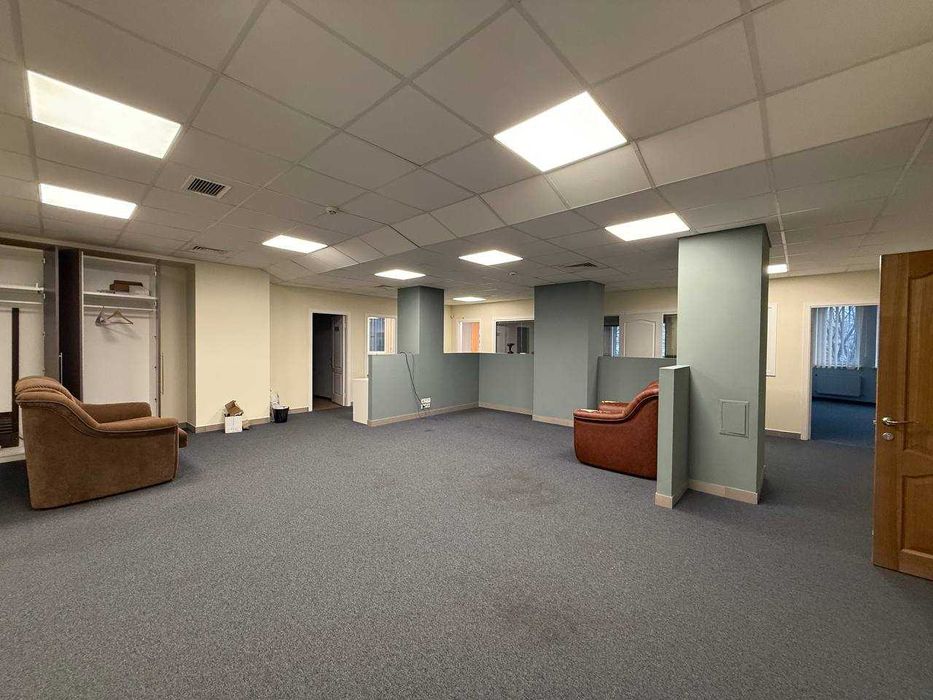 Е.Коновальця.Офіс 290м.6 кабінетів.Центр.Печерськ метро 3хв.БЕЗ%