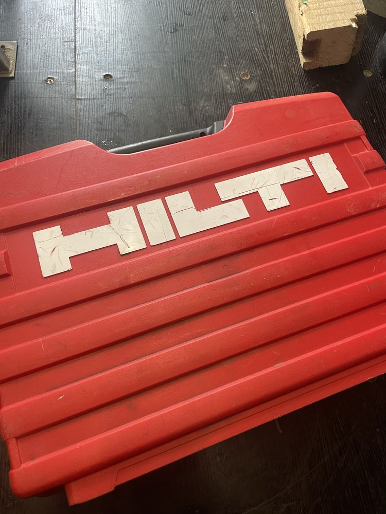 Niwelator laserowy Hilti PR 2-HS komplet