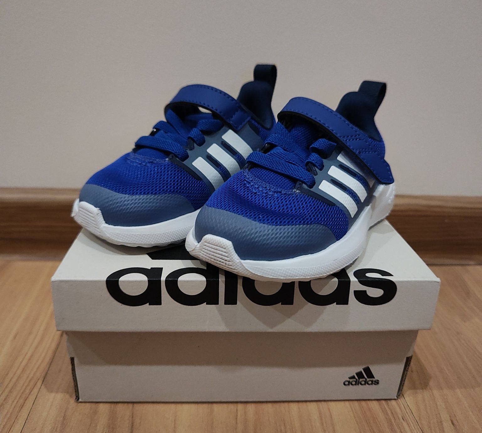 Buty adidas fortarun 2.0