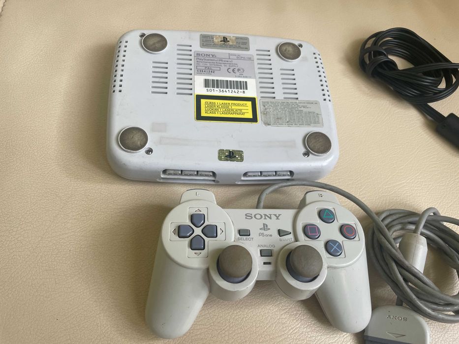 Konsola PlayStation 1 PSone SCPH-102 Przerobiona CHIP + Gratis