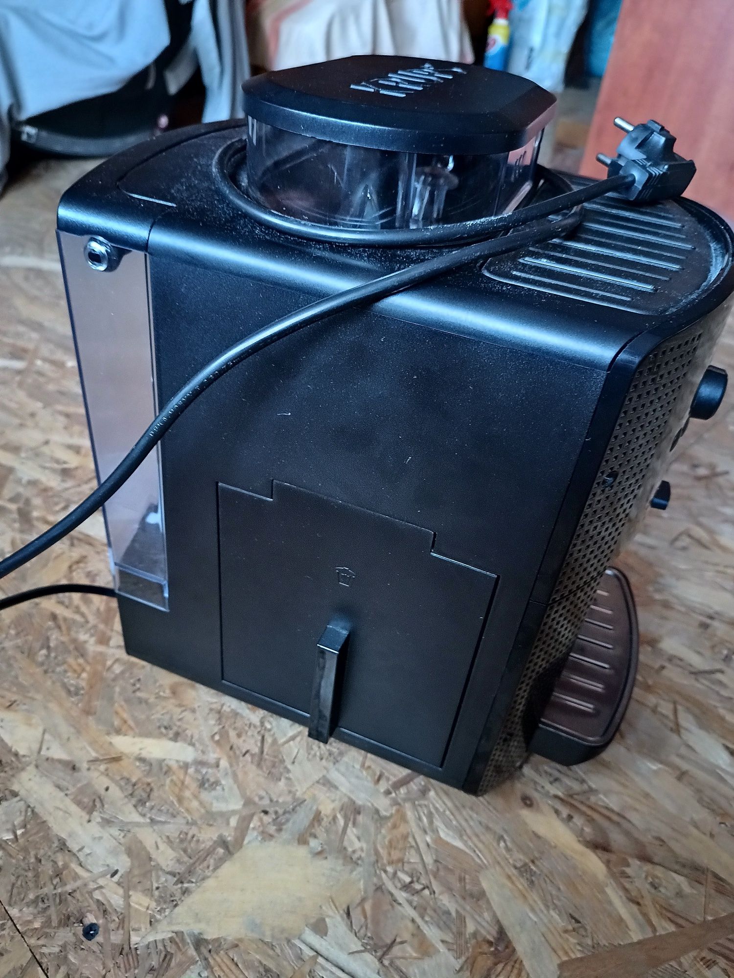 Ekspres ciśnieniowy Krups EA 8108