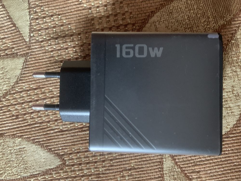 Швидкісний зарядний пристрій 160w