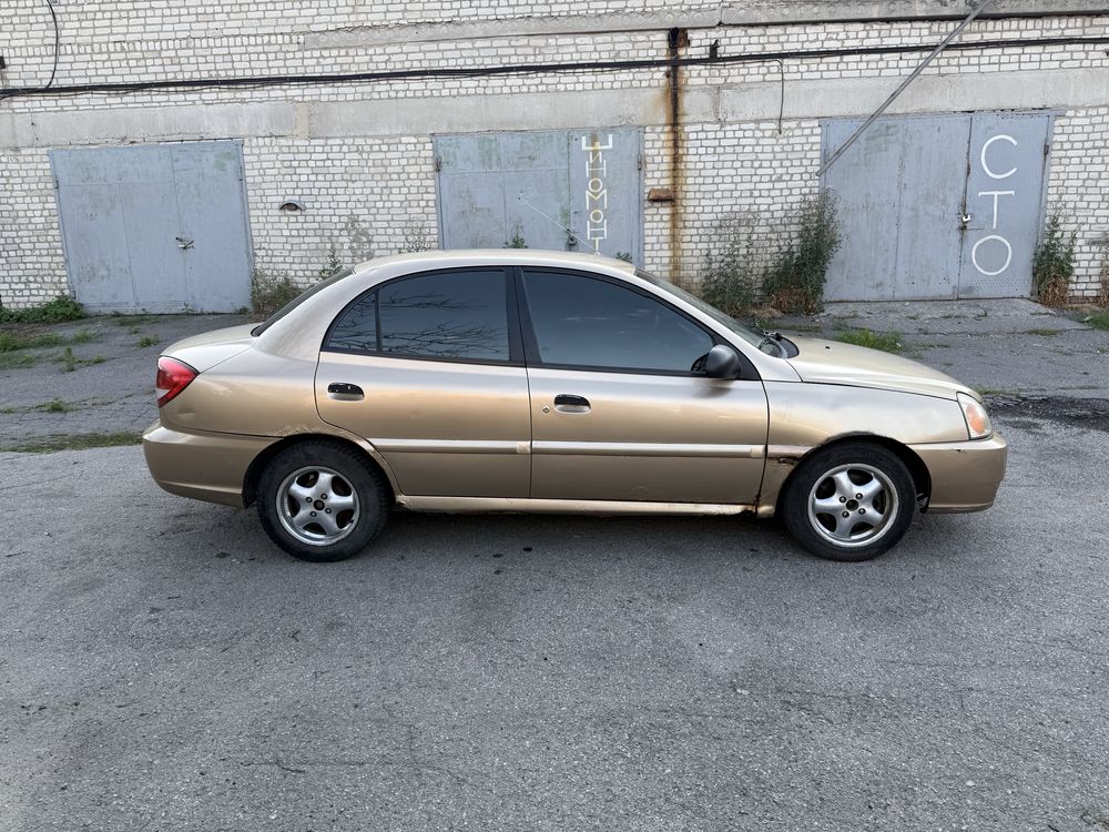 Продам киа рио, Автомат!