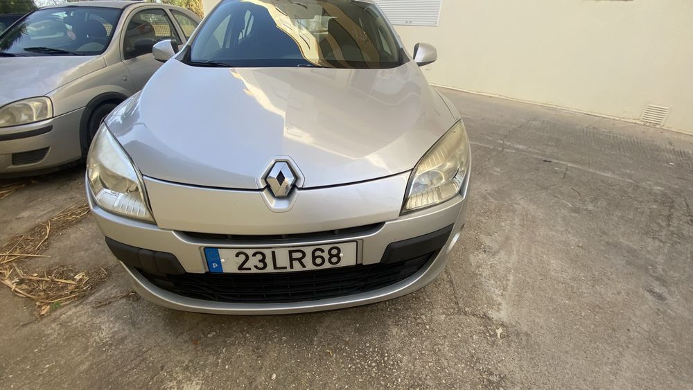 Renault Megane III Hatchback 1.5dCi 90cv 2011