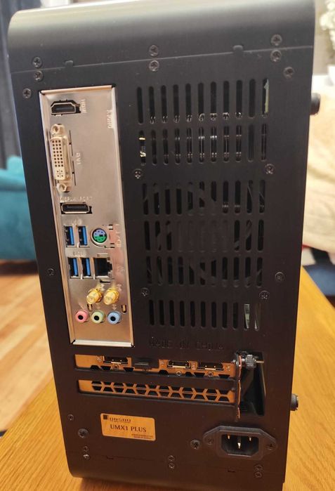 Komputer stacjonarny – i5 / GTX 1660 SUPER / 16 GB RAM / SSD NVMe