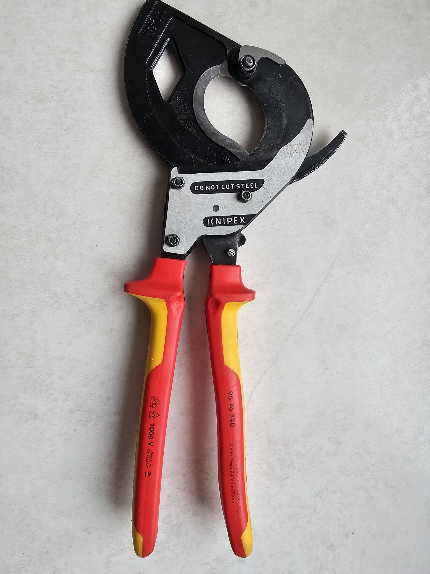 Nożyce do kabli z mechanizmem zapadkowym Knipex