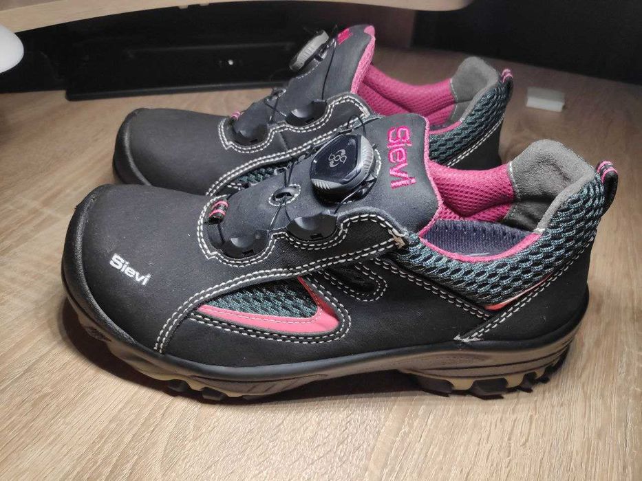 NEW Size 37 Sievi кросівки із захистом S3  Sweet Roller+ Finland