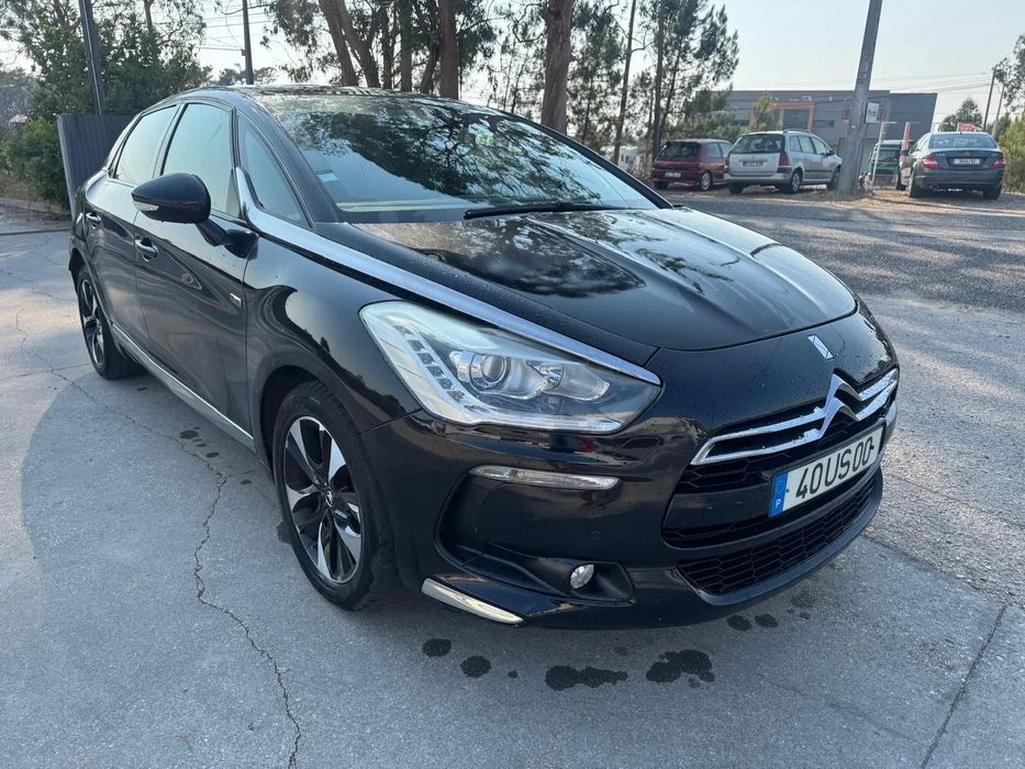 Citroën DS5 2.0 HDi Hy4 So Chic CMP6 102g