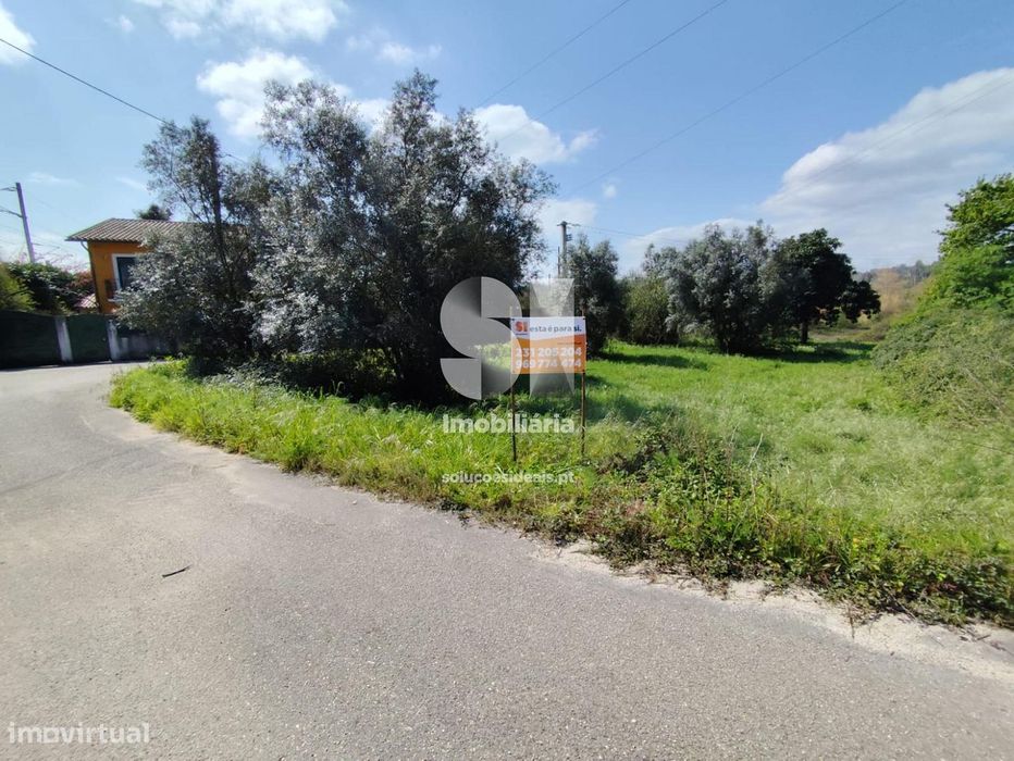 Terreno urbanizável 900 m2