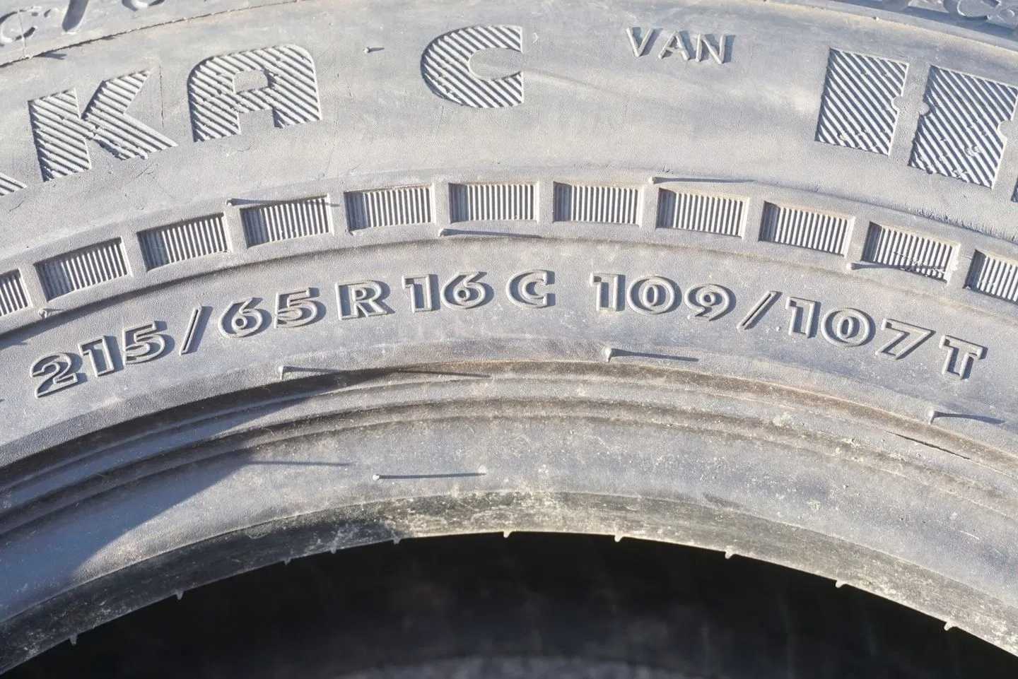 Opona Nokian Hakka C 215/65/16 C