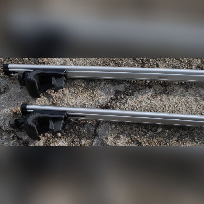 Thule, aluminiowy bagażnik dachowy,typ Aero, do mocowania na relingach
