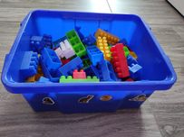 Pudełko klocki plastikowe