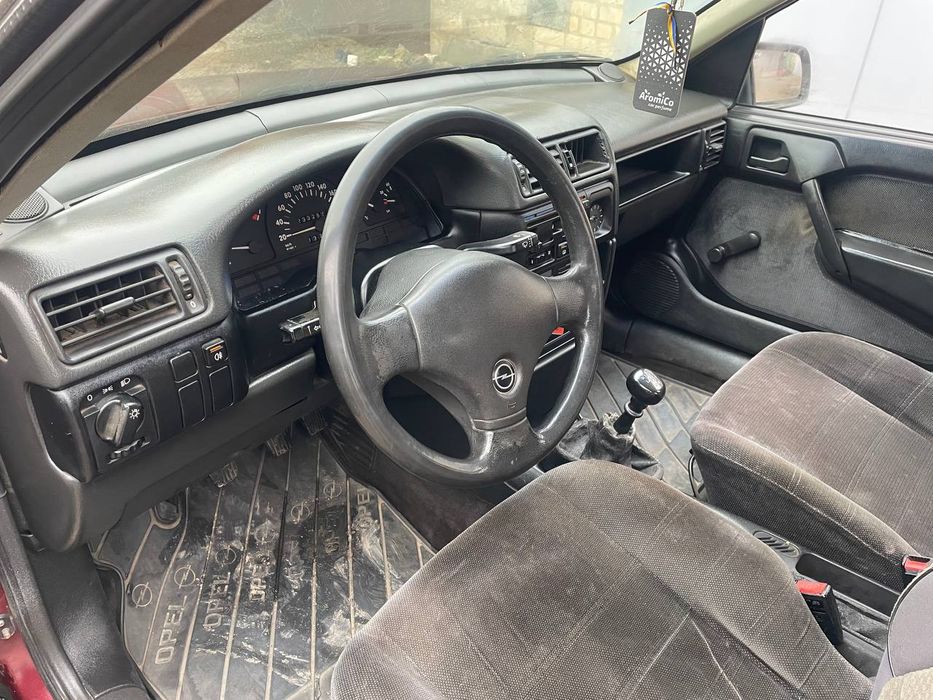 Opel Vectra в хорошем состоянии.Опель Вектра!
