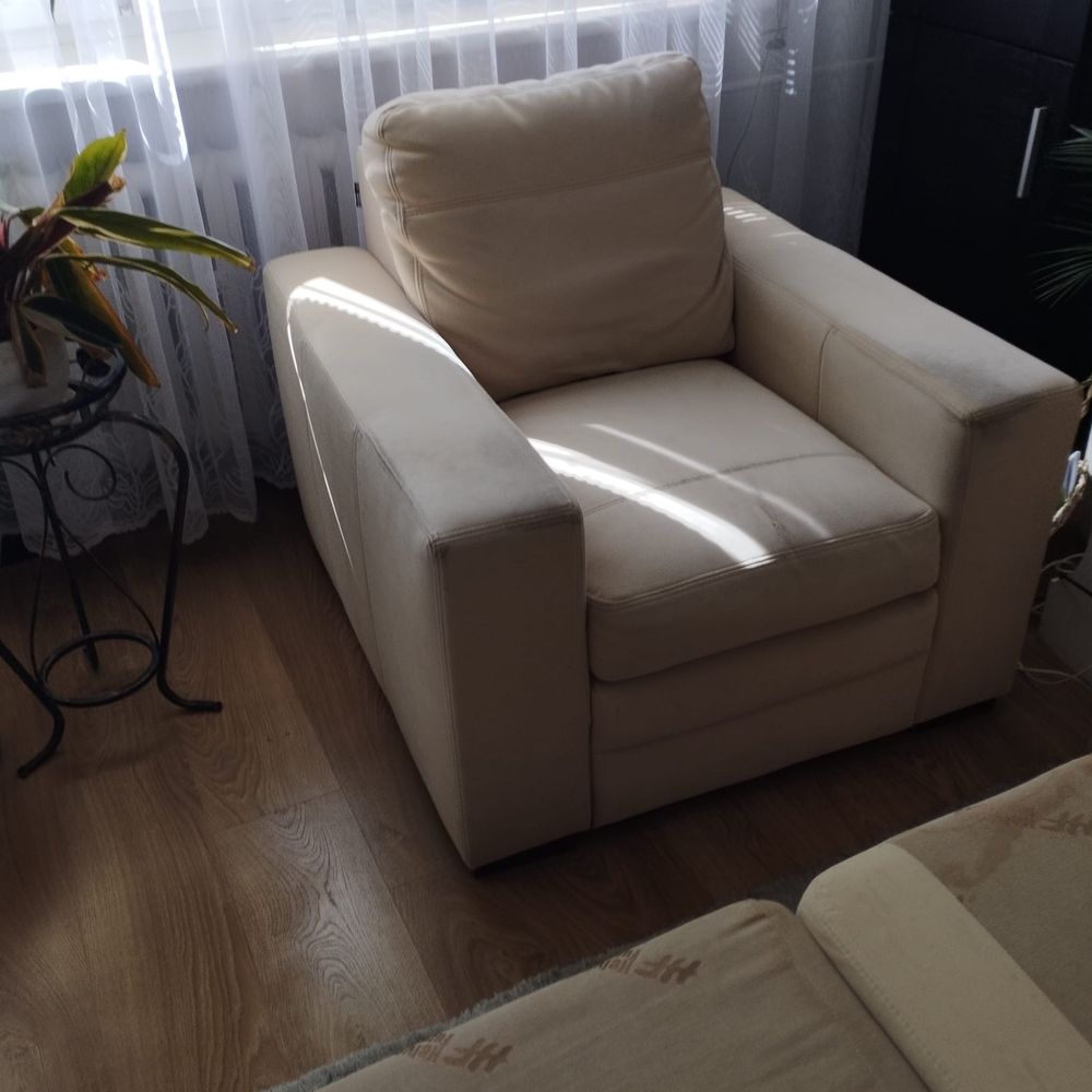 Narożnik z funkcją spania  i fotel
