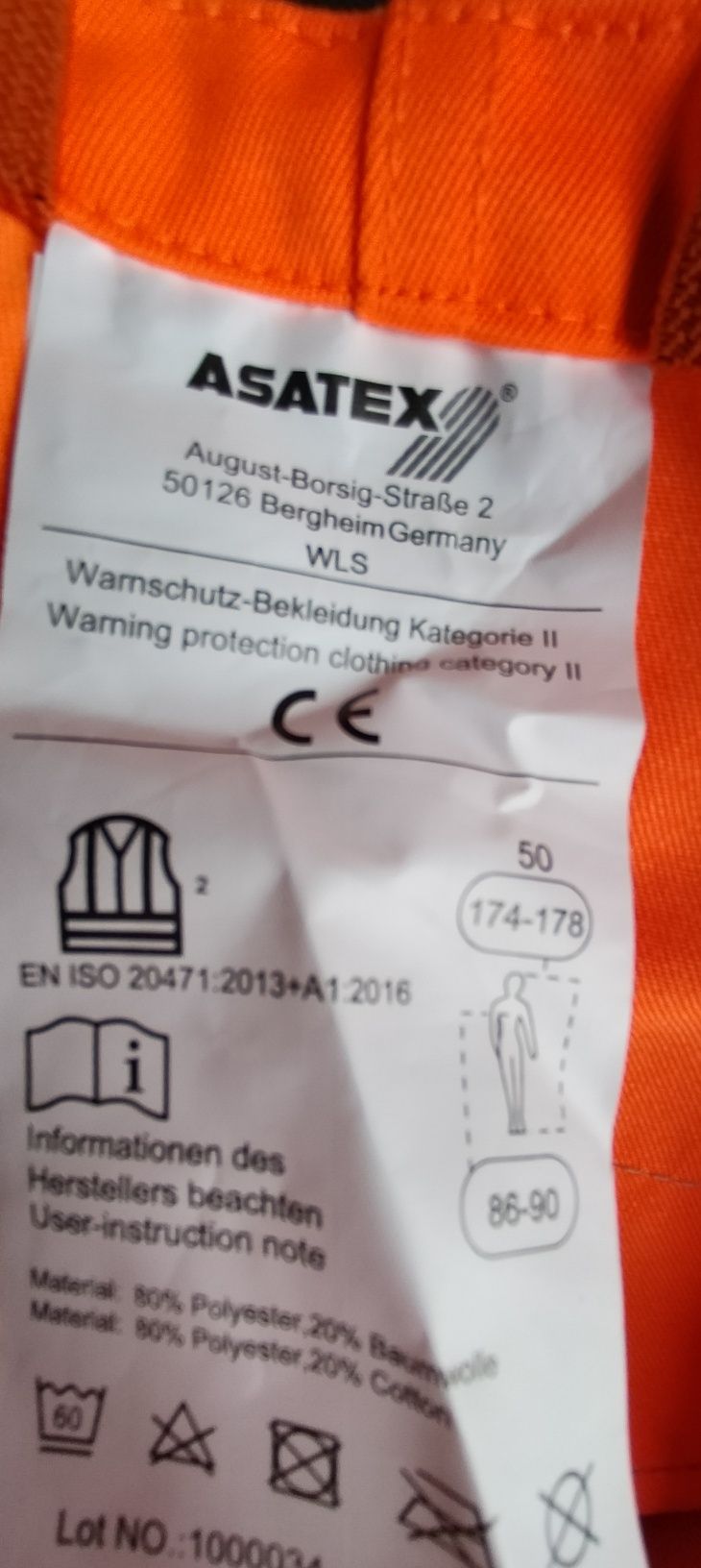 Nowe spodnie robocze typu ogrodniczki
