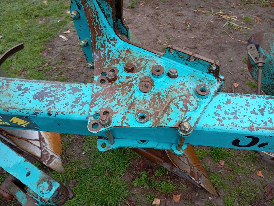 pług eberhard 4 skibowy obrotowy