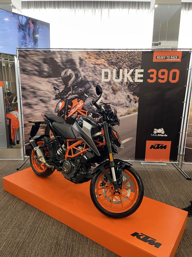 Мотоцикл KTM DUKE 390
