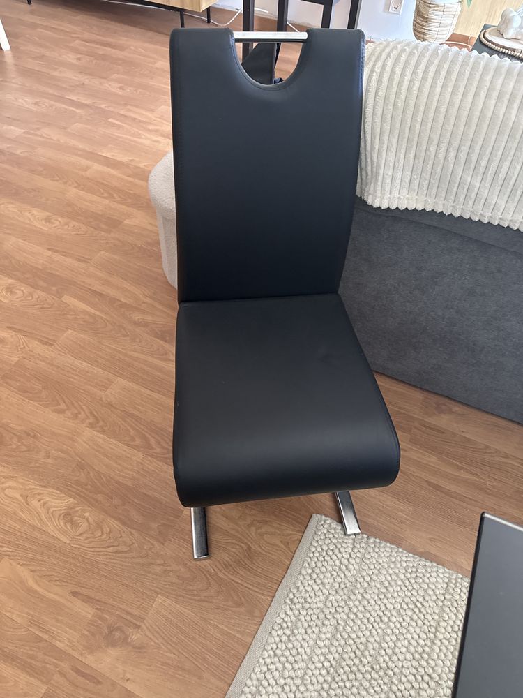 Venda mesa e 6 cadeiras conforama