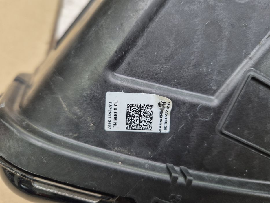 Citroën C3 Aircross lift 2023r lampa prawa przednia eu OEM