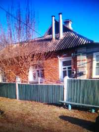 Будинок в Краснокутську на земельній ділянці